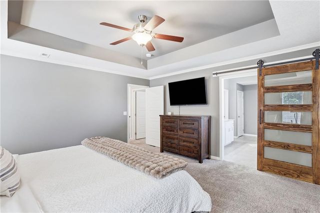 9161 Green Road, Lenexa, KS 66227