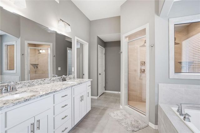 9161 Green Road, Lenexa, KS 66227