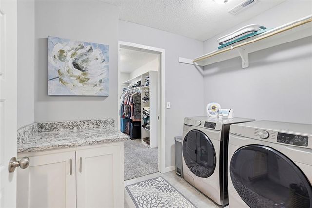 9161 Green Road, Lenexa, KS 66227
