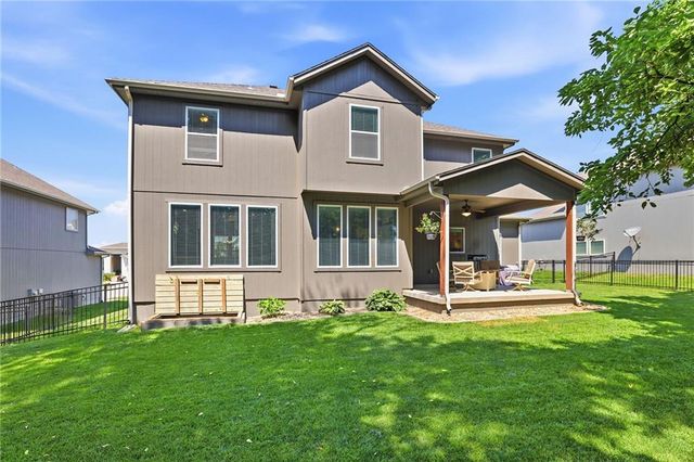 9161 Green Road, Lenexa, KS 66227