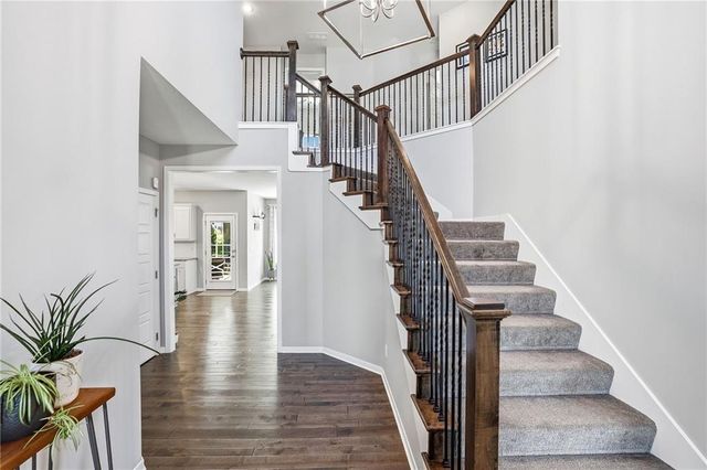 9161 Green Road, Lenexa, KS 66227