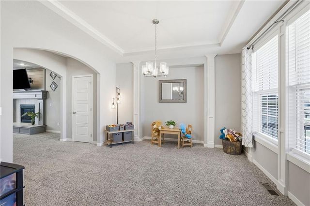9161 Green Road, Lenexa, KS 66227