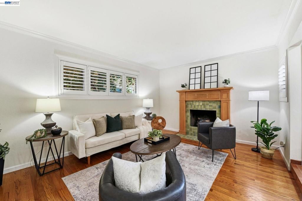 Image 10 of property listing at 5830 Zileman Ct, San Jose, CA 95123