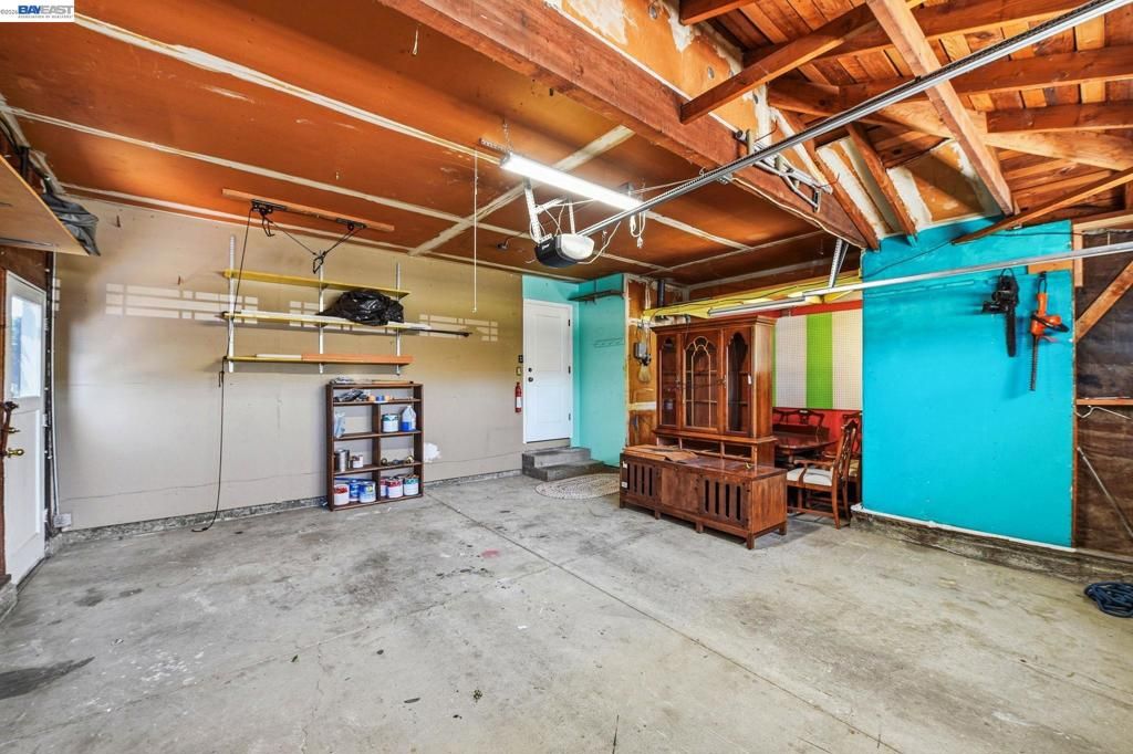 Image 35 of property listing at 5830 Zileman Ct, San Jose, CA 95123