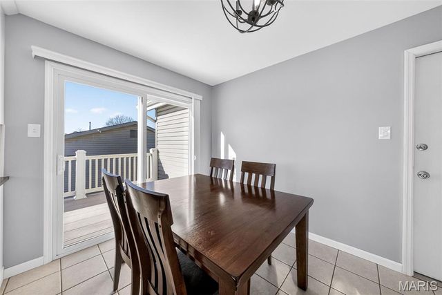 5646 Dove Meadow Lane, St Louis, MO 63129