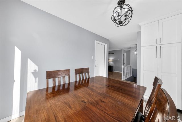 5646 Dove Meadow Lane, St Louis, MO 63129