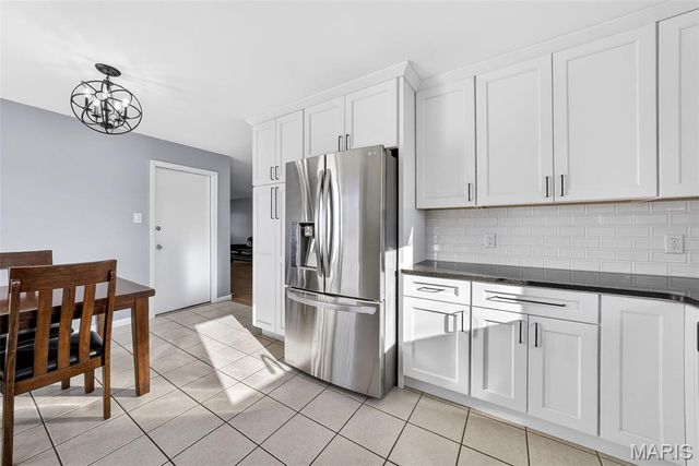 5646 Dove Meadow Lane, St Louis, MO 63129