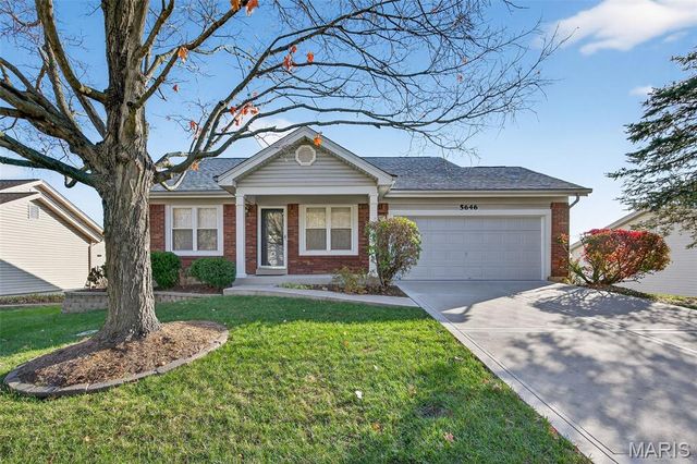 5646 Dove Meadow Lane, St Louis, MO 63129
