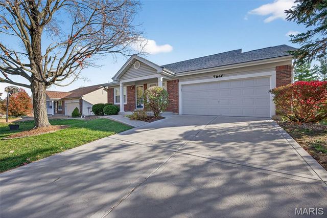 5646 Dove Meadow Lane, St Louis, MO 63129