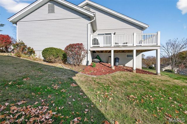 5646 Dove Meadow Lane, St Louis, MO 63129