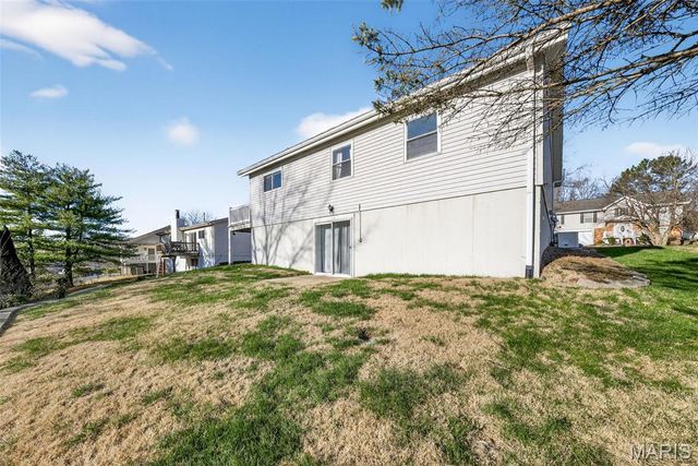 5646 Dove Meadow Lane, St Louis, MO 63129