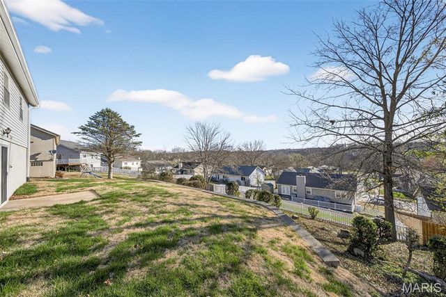 5646 Dove Meadow Lane, St Louis, MO 63129