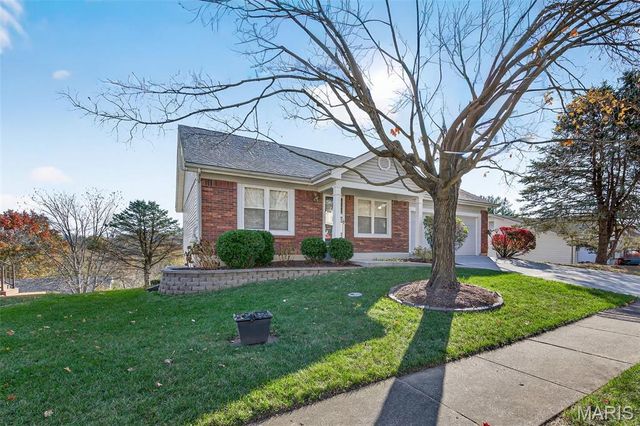 5646 Dove Meadow Lane, St Louis, MO 63129