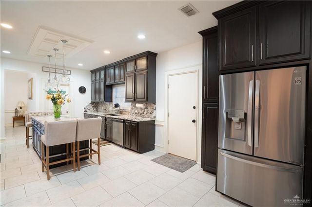 2806 N Augusta National Drive, Harlingen, TX 78550