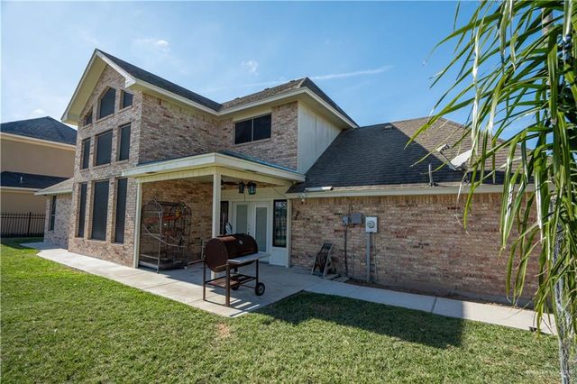 2806 N Augusta National Drive, Harlingen, TX 78550