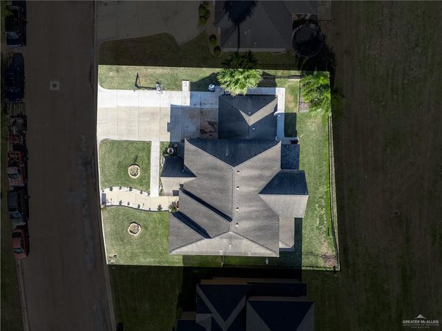 2806 N Augusta National Drive, Harlingen, TX 78550