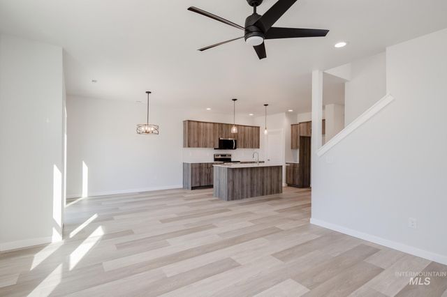4408 N Alameda Creek Ave, Meridian, ID 83646