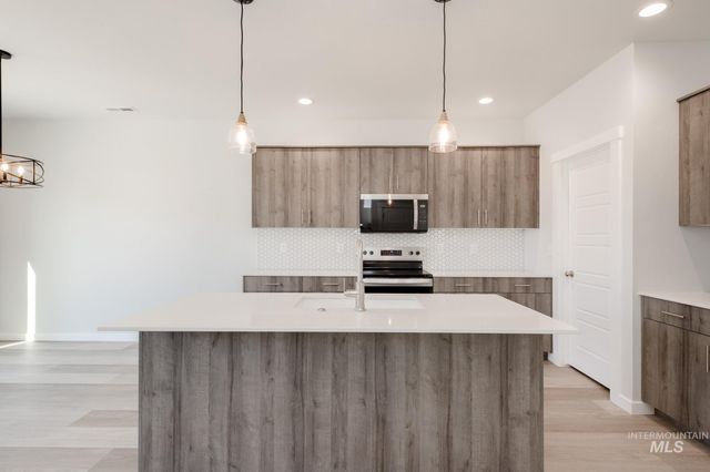 4408 N Alameda Creek Ave, Meridian, ID 83646