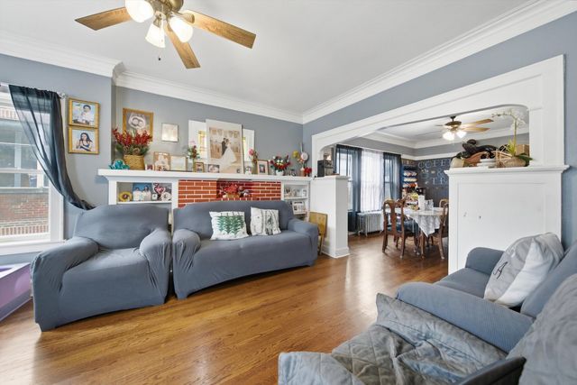 5944 S Albany Avenue, Chicago, IL 60629