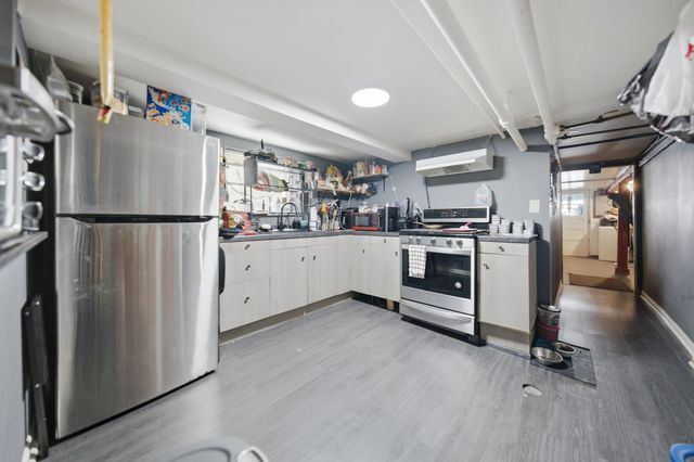 5944 S Albany Avenue, Chicago, IL 60629