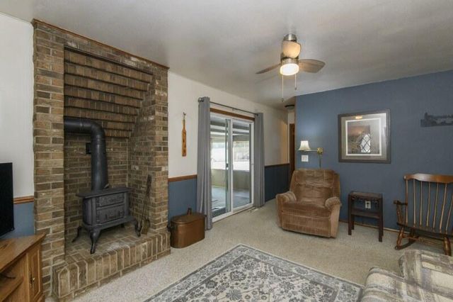 S58W25347 Crest DRIVE, Waukesha, WI 53189