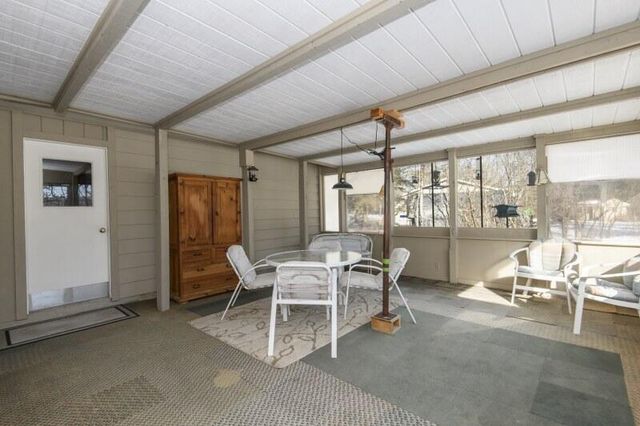 S58W25347 Crest DRIVE, Waukesha, WI 53189