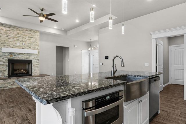 5650 NE Bobcat Trl, Elgin, OK 73538