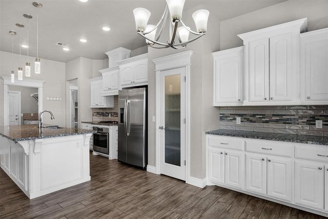5650 NE Bobcat Trl, Elgin, OK 73538