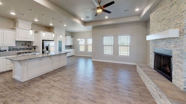 5650 NE Bobcat Trl, Elgin, OK 73538