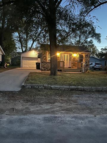 513 W 7th Street, Rock Falls, IL 61071