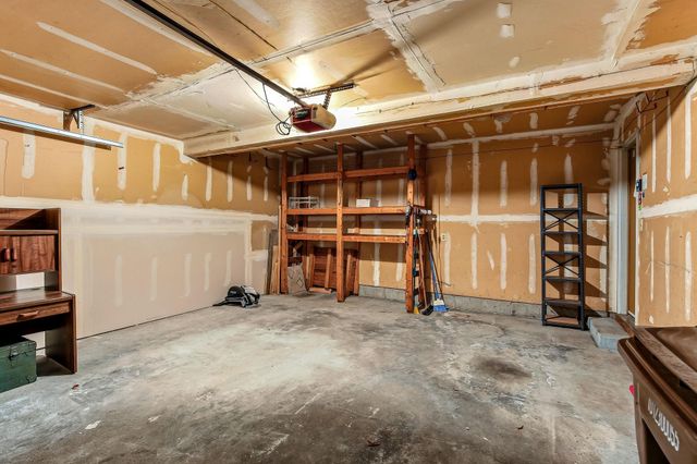 6604 Upper 23rd Street N, Oakdale, MN 55128