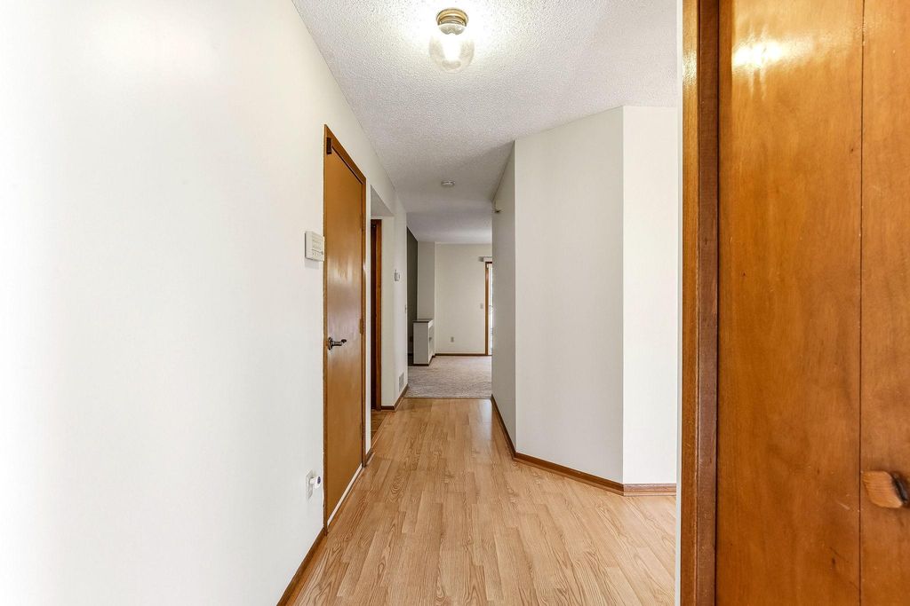 6604 Upper 23rd Street N, Oakdale, MN 55128 — photo 4