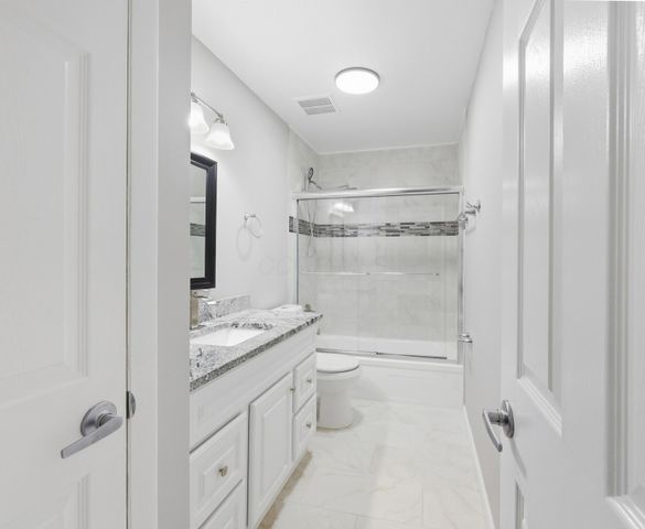 6593 Red Coach Lane, Reynoldsburg, OH 43068
