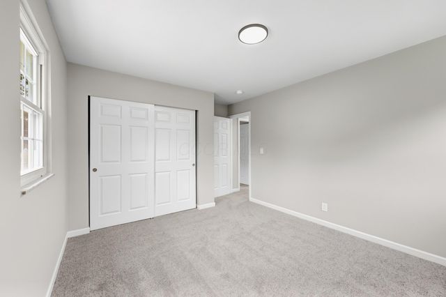 6593 Red Coach Lane, Reynoldsburg, OH 43068
