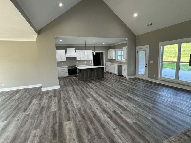 65 Hullender Road, Ringgold, GA 30736
