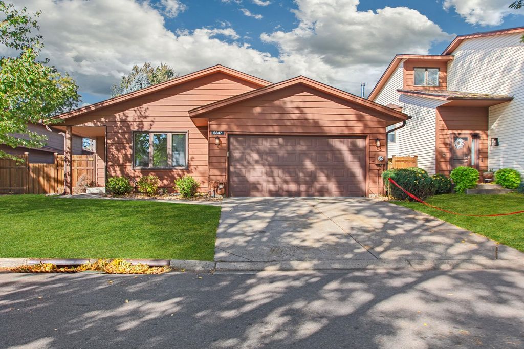 5347 Emerald Way, Apple Valley, MN 55124 — exterior