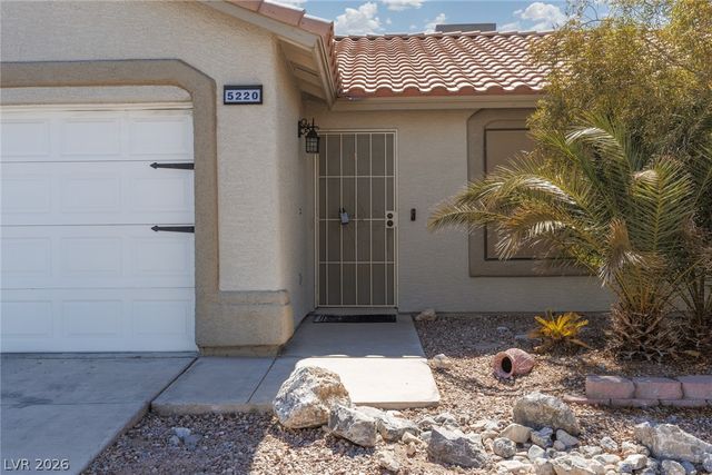 5220 Don Alberto Court, North Las Vegas, NV 89031