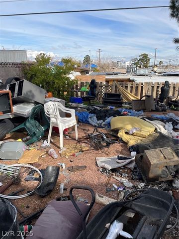 5140 Santo Avenue, Las Vegas, NV 89108