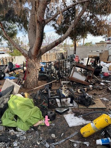 5140 Santo Avenue, Las Vegas, NV 89108