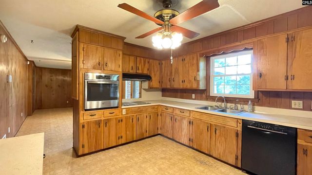 1201 Baywater Drive, West Columbia, SC 29170