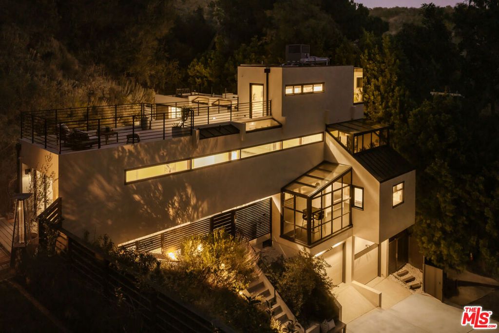 10443 Corfu Lane, Los Angeles, CA 90077 — exterior