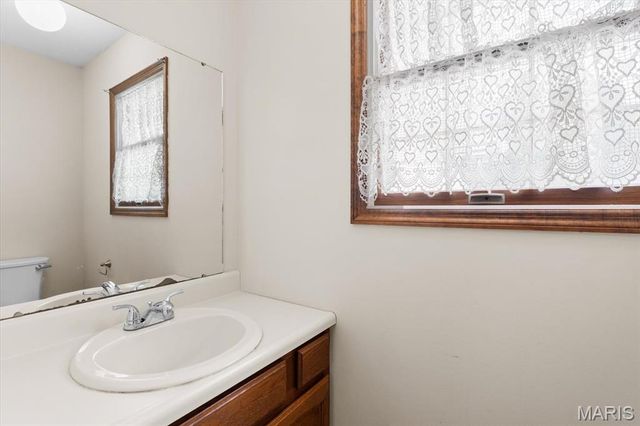 29 Santa Anita Drive, Maryville, IL 62062