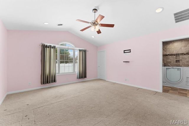 29 Santa Anita Drive, Maryville, IL 62062