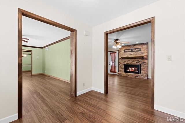 29 Santa Anita Drive, Maryville, IL 62062