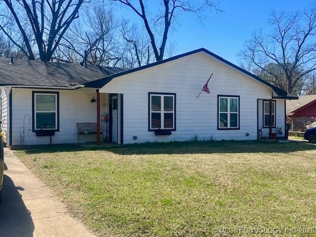 807 E Florida Street, Durant, OK 74701