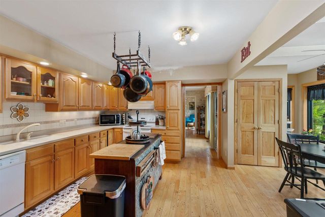 1670 SPRING HILL LANE, Port Edwards, WI 54469