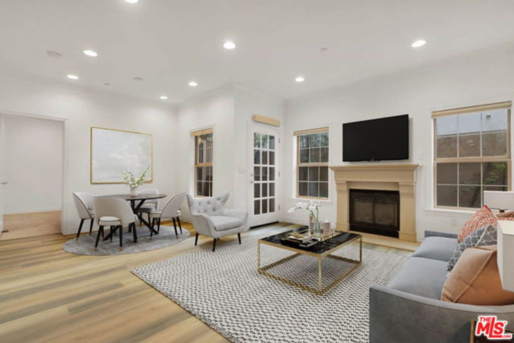 423 Arnaz Drive 102, Los Angeles, CA 90048