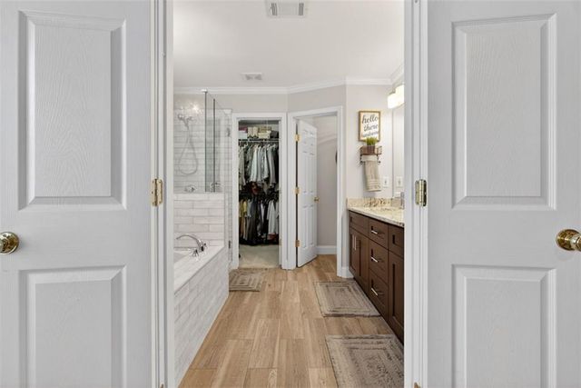 4901 Falling Water Terrace, Roswell, GA 30076