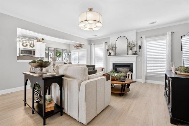 4901 Falling Water Terrace, Roswell, GA 30076