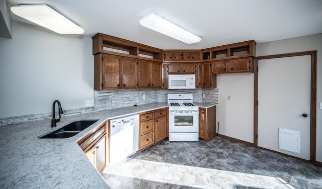 14351 Glenda Drive, Apple Valley, MN 55124